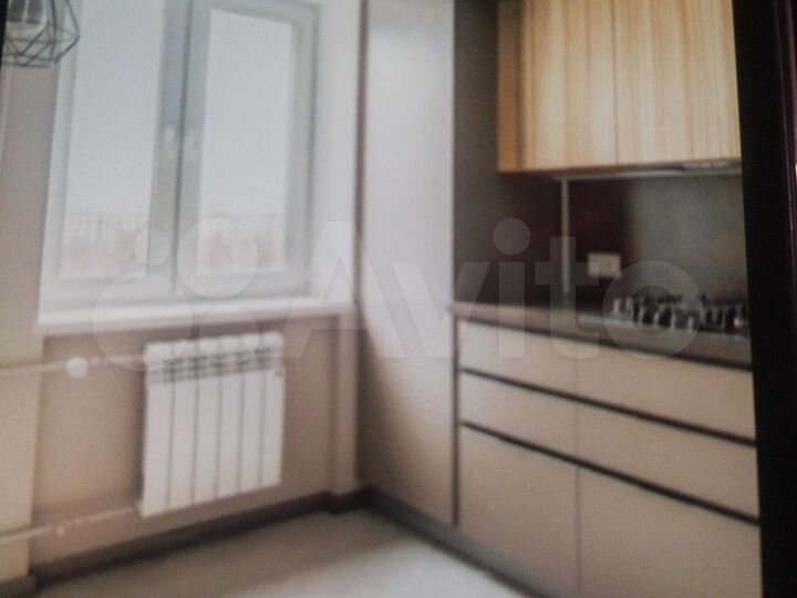 Комната 10 м² в 4-к., 1/5 эт.