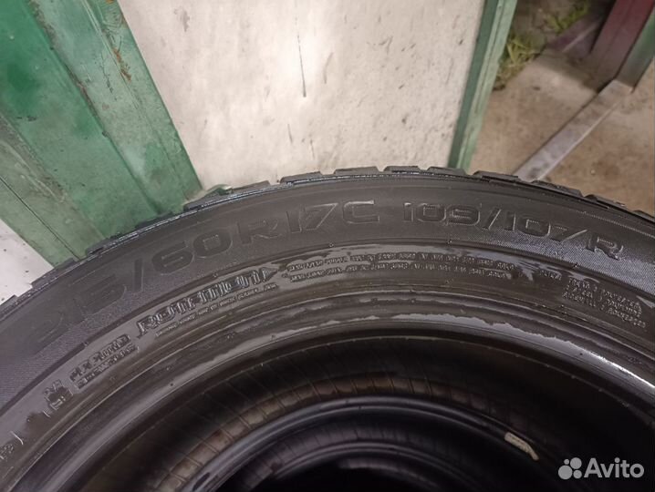 Nokian Tyres Hakkapeliitta CR3 215/60 R17C 109R