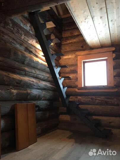 Металлический каркас лестницы