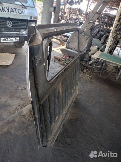 Полка салона задняя Ford Transit