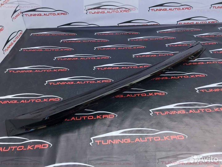 Спойлер Toyota Land Cruiser 200 Q1364