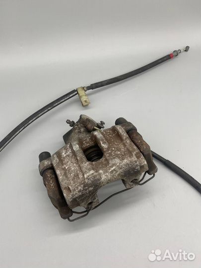 Суппорт задний правый Mazda 3 BK bpyk-26-61XA