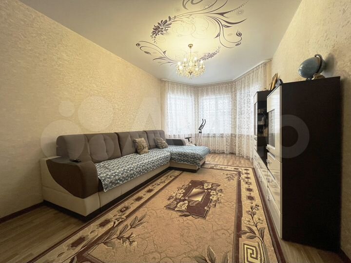 Дом 215,3 м² на участке 9,5 сот.