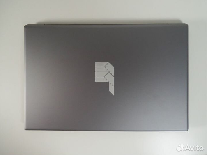 Мощный ноутбук Intel i5-1240p 16 потоков 16/512гб