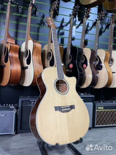 Crafter GAE 8/nс электроакустика с кейсом