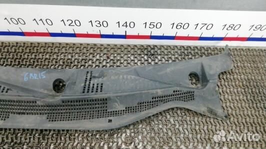 Накладка декоративная (жабо, дождевик) dodge calib