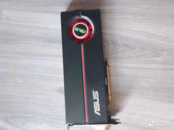 ATI Radeon hd 5870 1gb