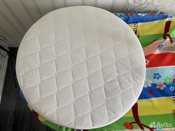 Матрас круглый детский 75 см, наматрасник,простыни