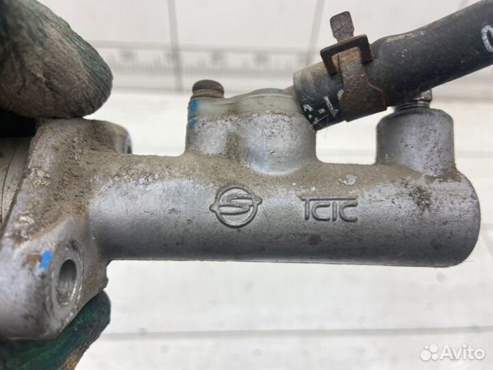 Главный цилиндр сцепления Ssang Yong Kyron D20DT