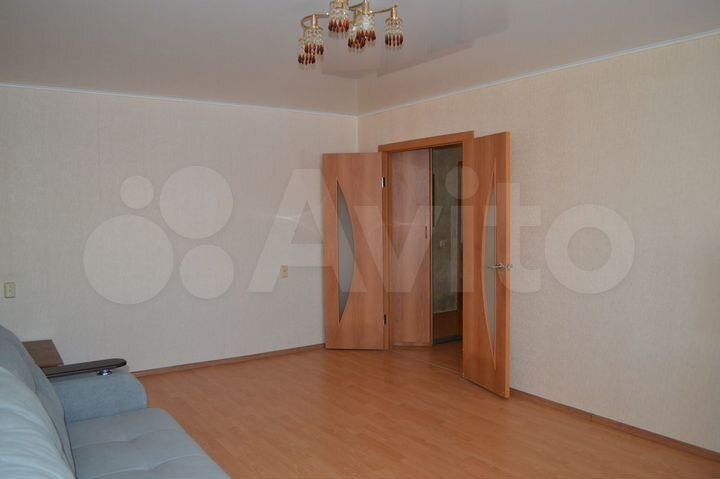 2-к. квартира, 62 м², 5/12 эт.