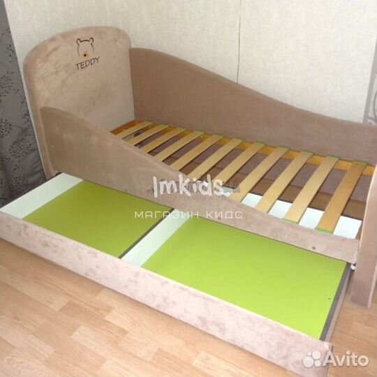Мягкая кроватка 