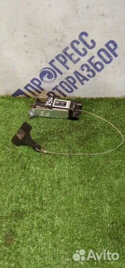 Замок лючка бензобака Daewoo Nexia 2 седан 1.5