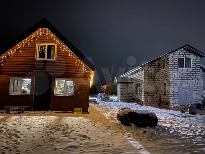 Дом 200 м² на участке 16 сот.