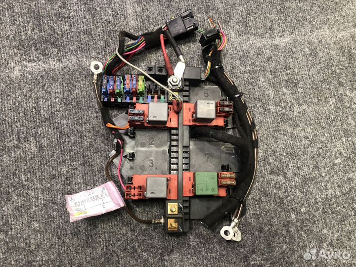 Блок реле Mercedes ML W163