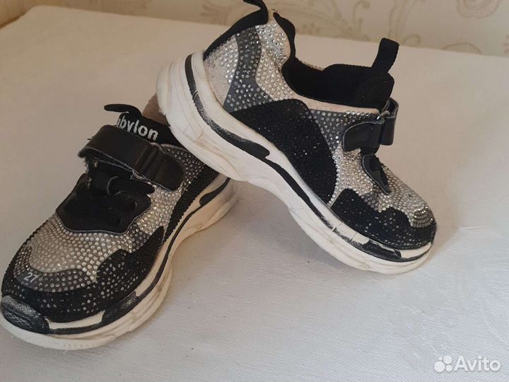 Кроссовки для девочки размер 26-27