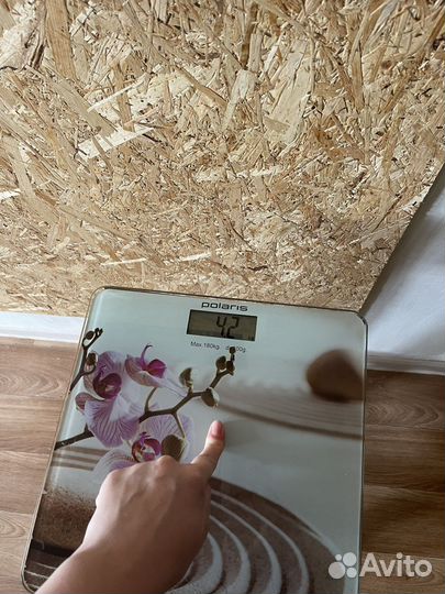 Весы напольные электронные