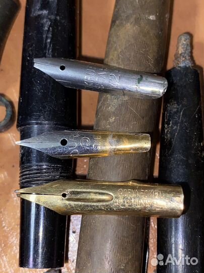 Запчасти от перьевых ручек