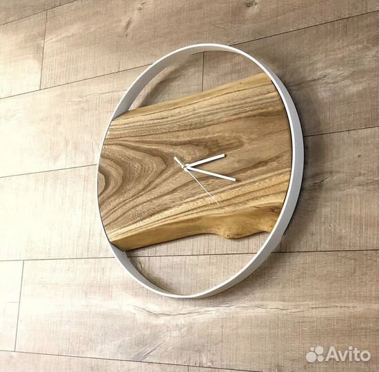 Часы в стиле лофт