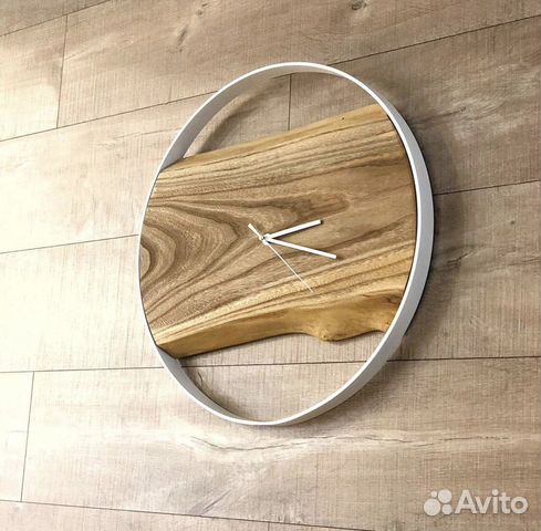 Часы в стиле лофт