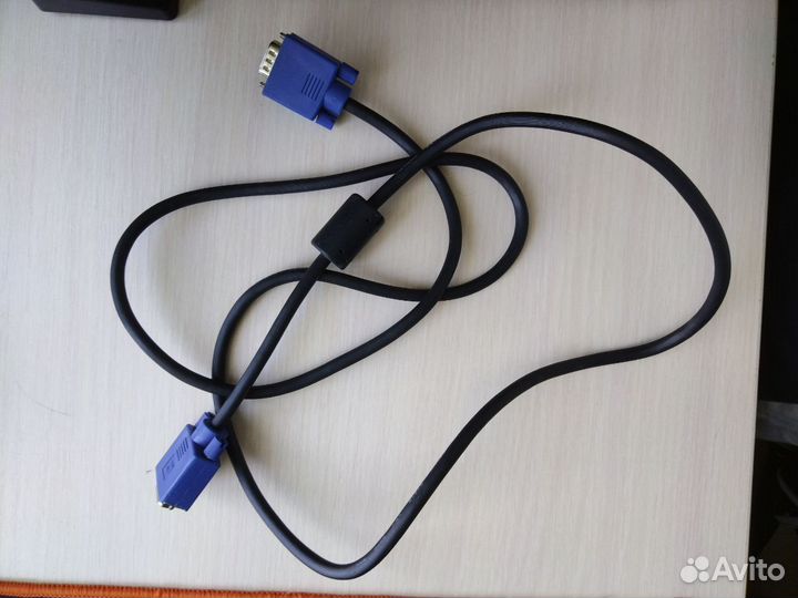 Кабель VGA