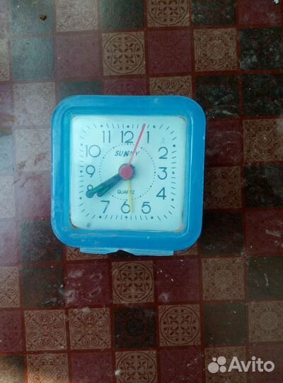 Часы будильники