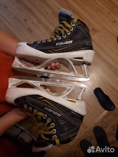 Коньки вратарские Bauer