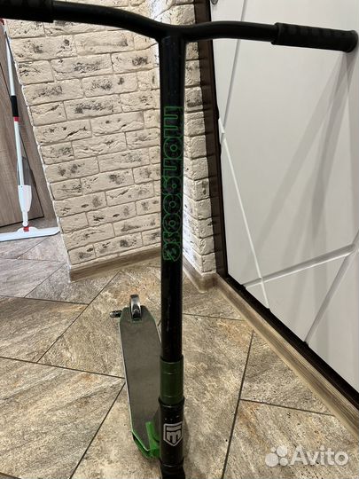 Самокат mongoose rise 100 pro freestyle scooter