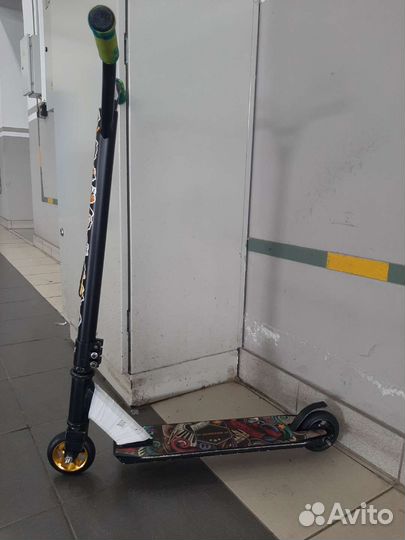 Трюковой самокат