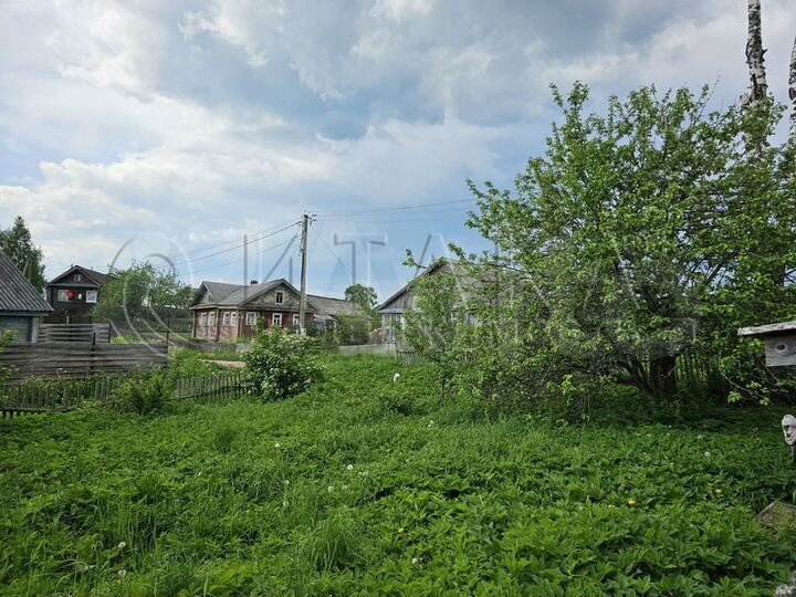 Дом 38,8 м² на участке 8 сот.