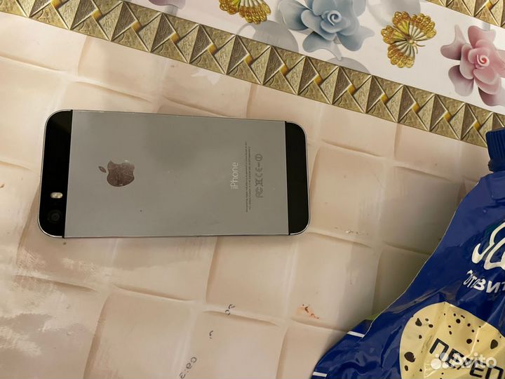 iPhone 5S, 16 ГБ