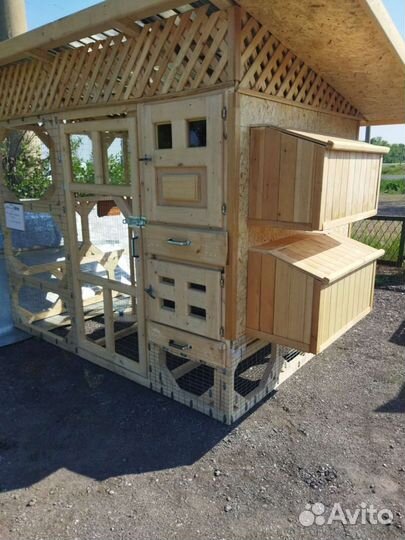 Домик для курочек