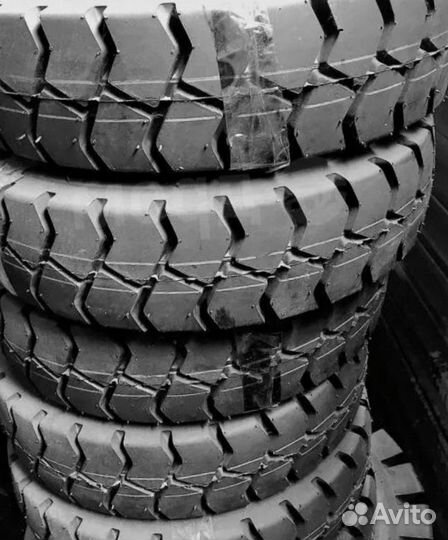 8.25-15 rockbuster H989 IND 16PR TT