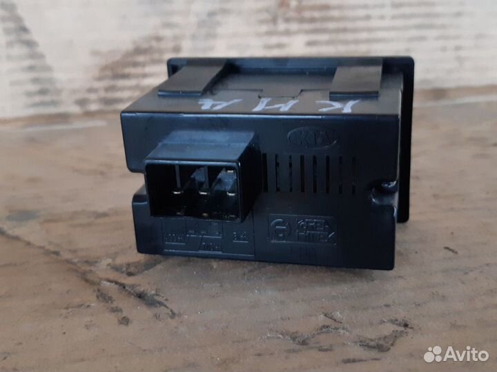 Дисплей информационный Киа Спектра