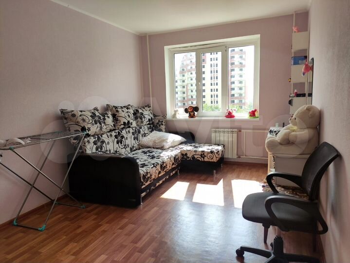 3-к. квартира, 90 м², 9/17 эт.