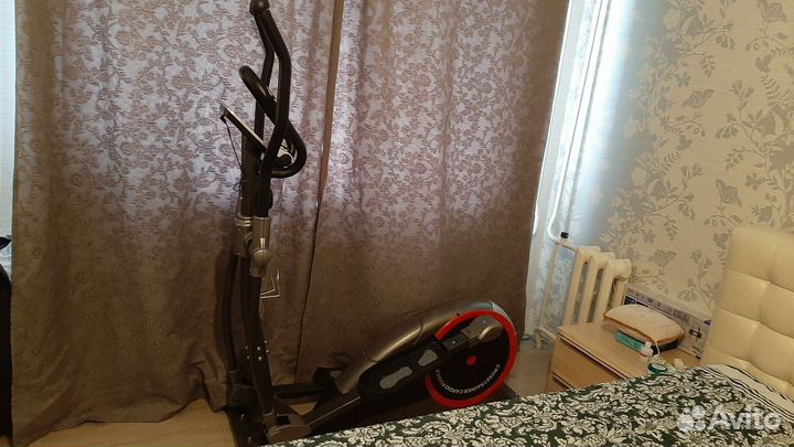 Эллиптический тренажер