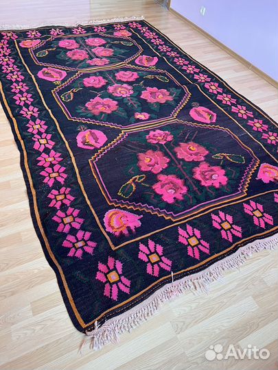 Ковер палас