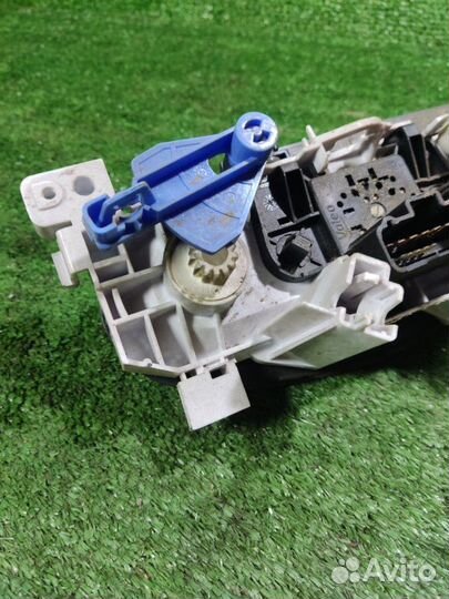 Блок управления печкой Renault Logan