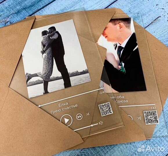 Фоторамка на стекле с живыми фото