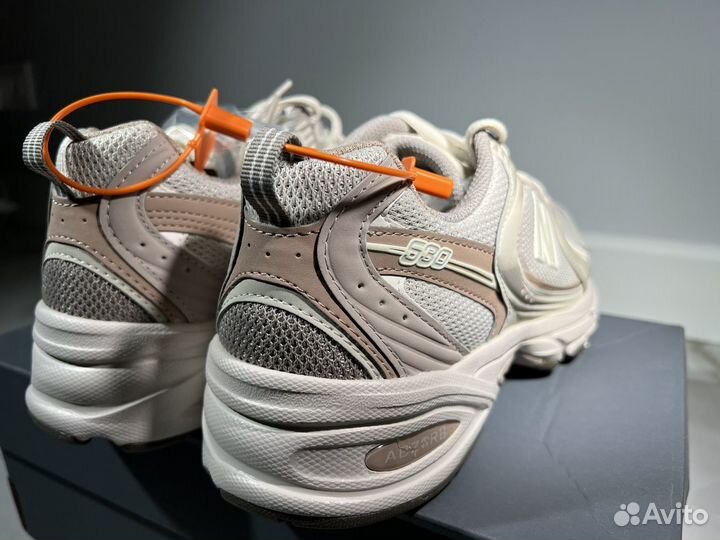 Оригинал кроссовки New Balance 530 MR530KOB