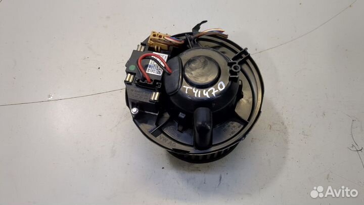 Двигатель отопителя Volkswagen Passat CC, 2013