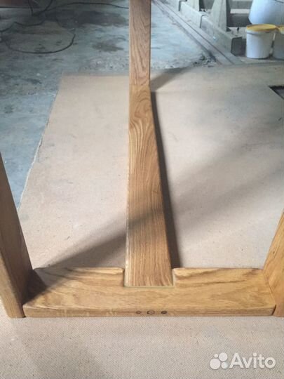 Стол из эпоксидной смолы