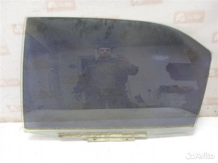 Стекло двери заднее левое Toyota Camry ASV50