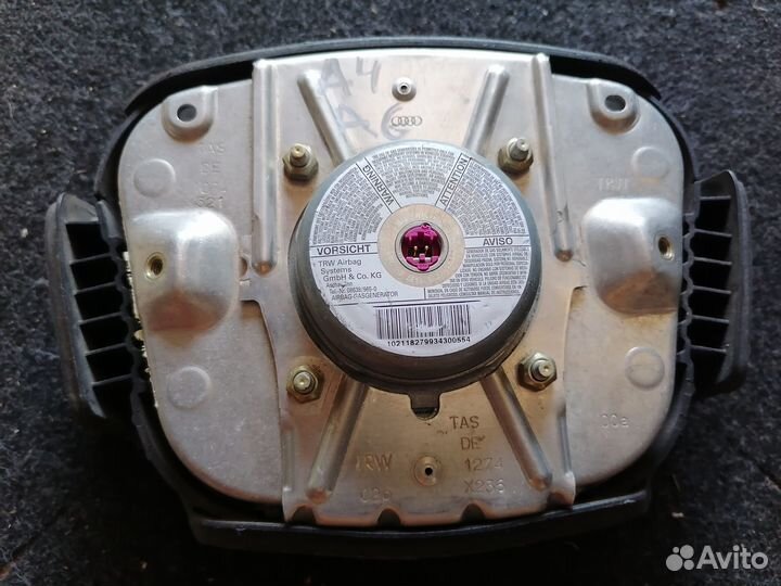 Подушка безопастности audi