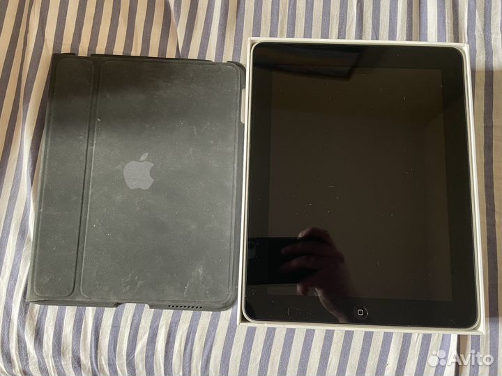 iPad 1 поколения 64гб WiFi (внешне как новый)