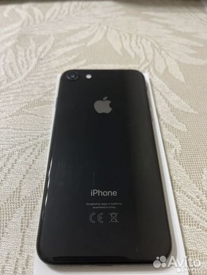 iPhone 8, 64 ГБ