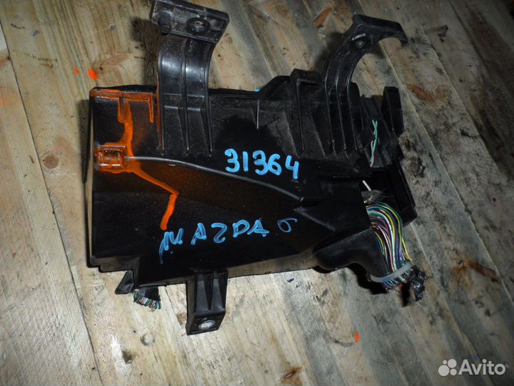 Блок предохранителей Mazda 6 (GG) I рестайлинг (20