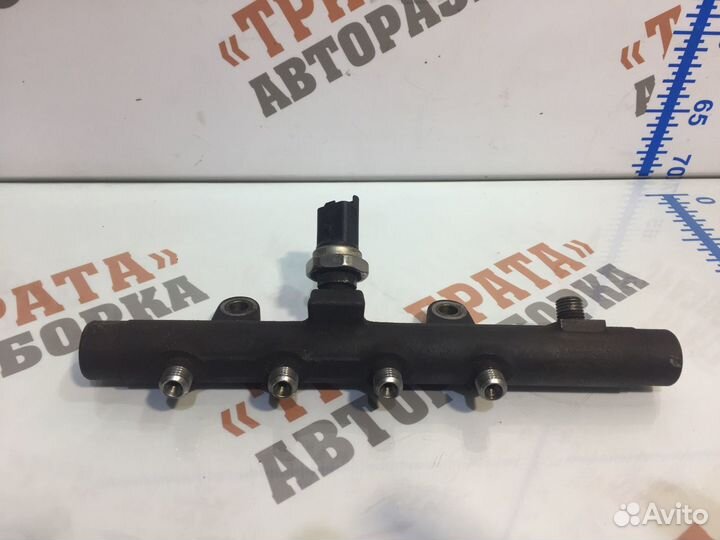 Рено Сценик Рейка топливная с датчиком