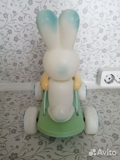 Игрушка ссср-заяц музыкант