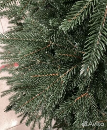 Елка искусственная