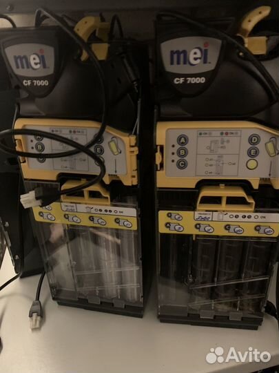 Монетоприемник Mei 7400